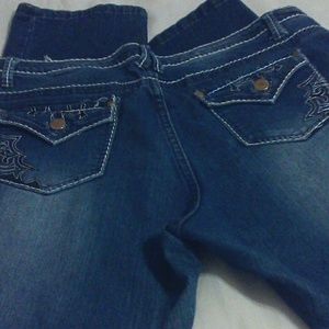 🌺SALE🌺 Nearly New NEW GEAR Western Style Jeans